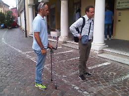 Via Baldesio, rampa per disabili: parte la raccolta fondi