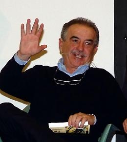 Emiliano Mondonico alla guida dei calciatori in attesa di contratto