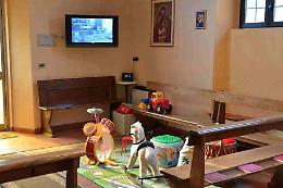 Parrocchia multimediale con radio e video