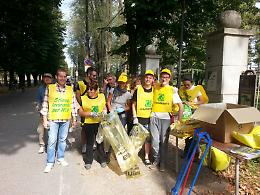 Puliamo il mondo, studenti e volontari in azione alle Colonie Padane