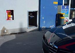 Colpo da 15mila euro all'U2, fatta saltare la cassa continua