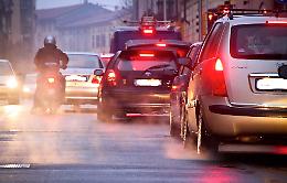 Smog, la citt&agrave; avvolta nelle polveri sottili