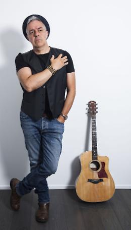 Al teatro Zenith arriva Davide Van De Sfroos