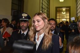 Chiara Ferragni in Tribunale chiede il rito abbreviato: «È una fase difficile della mia vita»