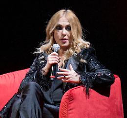 Bruzzone tiene banco, gran teatro al via