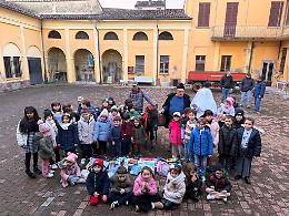 La magia di Santa Lucia accende la solidarietà: bambini protagonisti di un gesto speciale