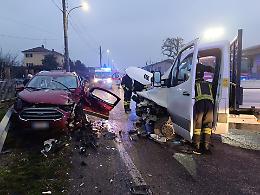 Frontale sulla Soncinese, una donna grave