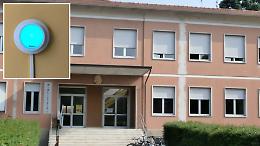 Alla primaria e alle medie l'aria ai raggi X in ogni aula 