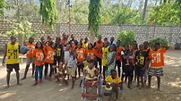 Casacche in dono ai ragazzi del Kenya, il grande cuore Basket Team 1995 Pizzighettone