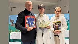 Libri e figurine per i piccoli pazienti: il dono che rende pi&ugrave; leggere le vaccinazioni