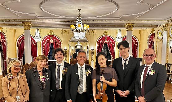 Il suono del “Vesuvio” di Stradivari incanta Seul: Cremona protagonista in Corea