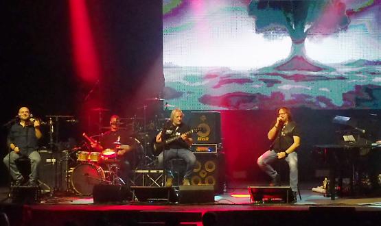 Infinity1. Trib&ugrave; Nomadi per un rito collettivo