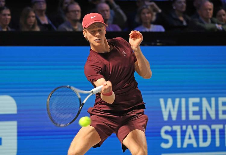 Sinner conquista un posto in finale all'Atp 500 di Vienna