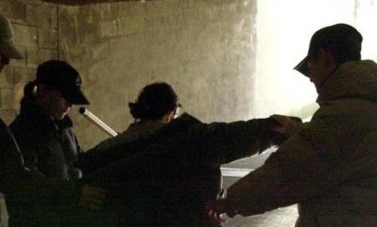 &laquo;Avete una sigaretta?&raquo;: pestato dalla baby gang