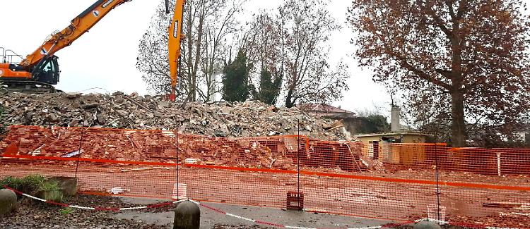 Hotel Mulino, demolizione e proteste