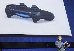 Arriva la PlayStation 4 per sfidare Xbox One