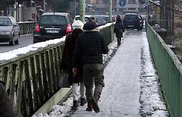 Le immagini delle strade ghiacciate a Crema