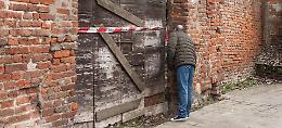 Porta Mosa crolla, un pezzo di storia se ne va