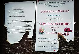 Volontari nel mirino dei vandali, strappati e bruciati i volantini
