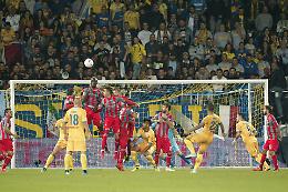 Cremonese, bel punto a Frosinone