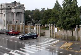 Commemorazione dei defunti, navette gratuite per il cimitero
