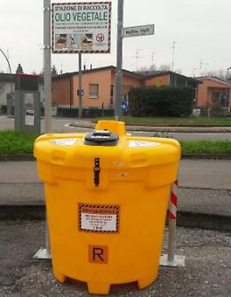 Raccolta oli e grassi alimentari esausti, completato il posizionamento dei contenitori nei quartieri