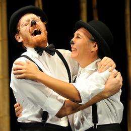 "Abbracci", spettacolo teatrale per bambini dai 3 ai 10 anni