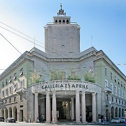 "Le vasche in galleria" • Serate estive con djset 