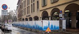 Mercato, cantiere edile in via Gramsci: spostati gli ambulanti