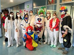 Carnevale: sorprese e regali per i bambini ricoverati in ospedale