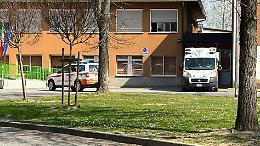 Batte la testa contro il muro in palestra, trauma cranico per un 13enne