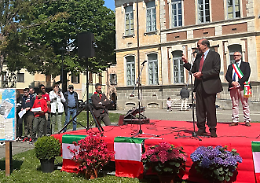 25 Aprile, Bersani: «Si sta tentando  di riscrivere la nostra storia»