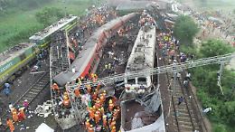 Scontro tra treni in India, bilancio vittime si aggiorna a 288 