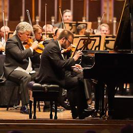 Concerto "Pianoforte tra opera e confidenze" Leonardo Colafelice