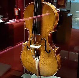 Audizioni al Museo: violino Stradivari Golden Bell 1668c.