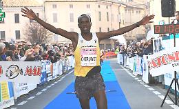 Maratonina: Cheruiyot da record, podio con i colori del Kenya