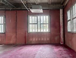 Cittadini in attesa della posta