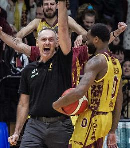 Una Juvi cla-mo-ro-sa!