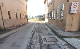 Il Comune si &lsquo;ribella&rsquo; alle buche