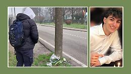 Silenzio, lacrime e fiori: &laquo;Resterai nel nostro cuore&raquo;