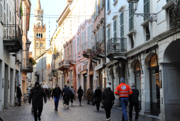  Le vetrine  aumentano: in due anni  +27 attivit&agrave;