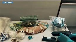 Scoperta una staffetta della droga a Roma, arrestati due pusher