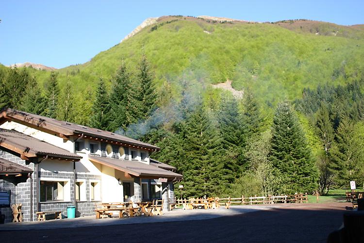 Al Rifugio Lagdei cena e osservazione del cielo