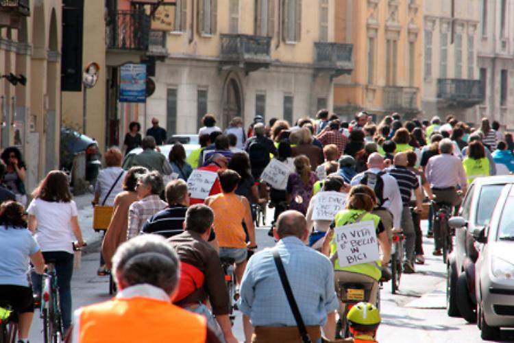 Cremona. Domenica 1 settembre la Ciclopedalata della solidarietà