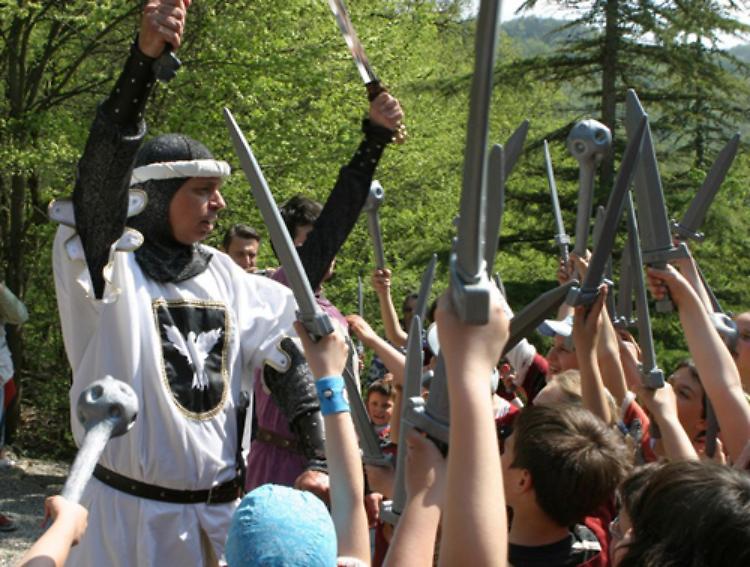  Il Castello Mascherato. A Carnevale, uno scherzo medievale