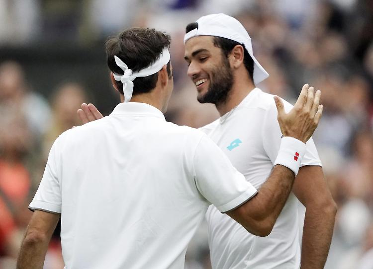 Wimbledon: lezione di Federer, si spezza il sogno di Berrettini