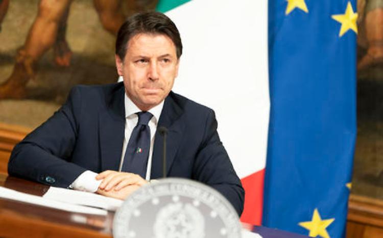 Conte ai sindacati: 'Avremo brusca caduta Pil, rimbocchiamoci le maniche'