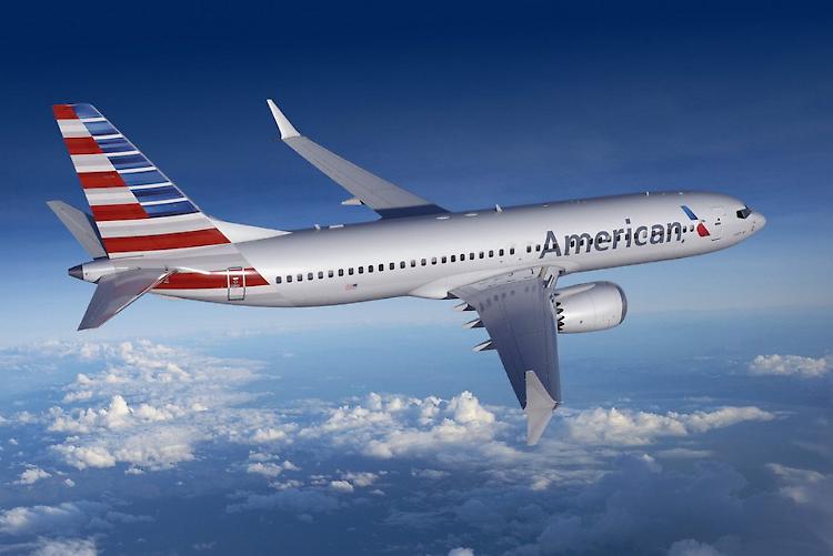 Usa: uomo con zaino-jet 'sfiora' aerei linea a 1.000 metri