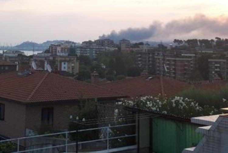 Rogo porto Ancona: Comune, scuole e parchi chiusi