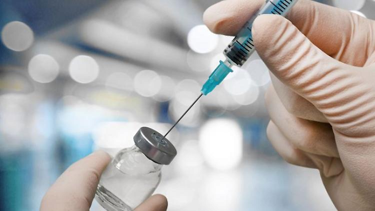 Influenza: Federfarma, mancano 1,25 milioni dosi vaccini